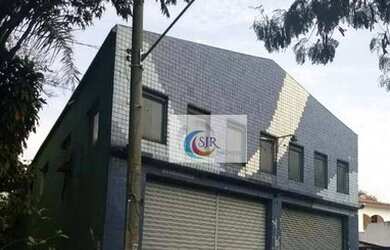 Imagem: O depósito possui 4 Vagas na garagem, 300m² de Área e está