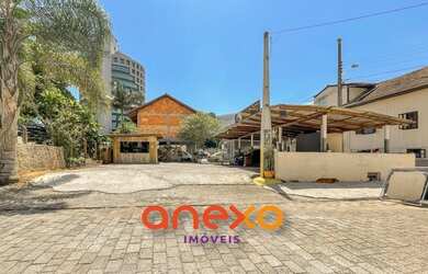 Imagem: O terreno possui 266m² de Área e está localizado em Garcia