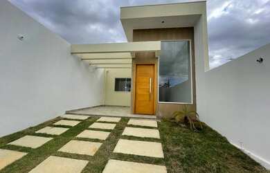 Imagem: A casa possui 3 Dormitórios, 2 Banheiros, 86m² de Área e