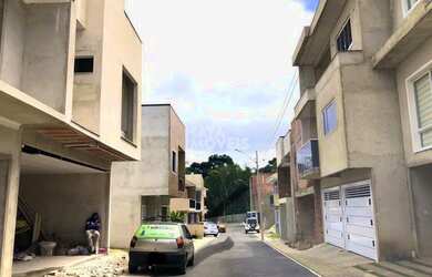 Imagem 3: Sobrado à venda, Loteamento Marinoni, Almirante Tamandaré, PR