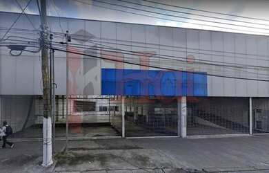 Imagem: O depósito possui 1.908m² de Área e está localizado em