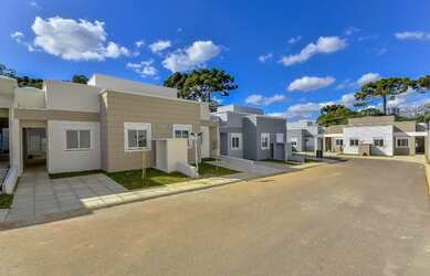 Imagem: A casa em condomínio possui 3 Dormitórios, 2 Banheiros, 1