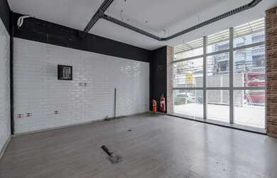 Imagem: O depósito possui 31m² de Área e Imóvel novo e está localizado