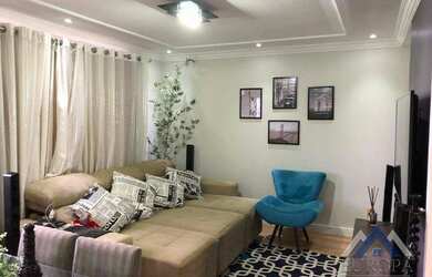 Imagem: O apartamento possui 3 Dormitórios, 1 Banheiro, 1 Vaga na garagem