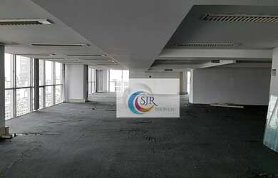 Imagem: O depósito possui 878m² de Área e está localizado em Centro