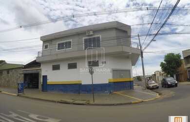 Imagem: O depósito possui 4 Vagas na garagem, 407m² de Área e está