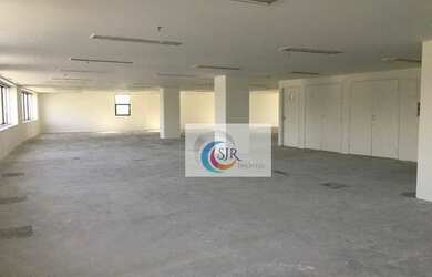 Imagem: O depósito possui 5 Vagas na garagem, 1.154m² de Área e