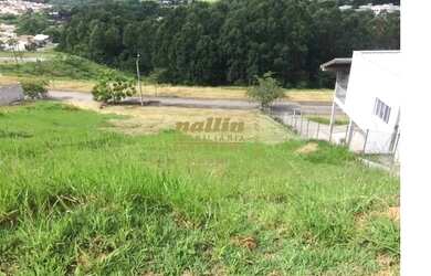 Imagem: O terreno possui 900m² de Área e está localizado em Parque