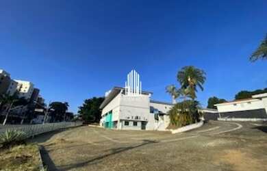 Imagem: O depósito possui 5.500m² de Área e está localizado em