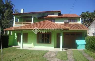 Imagem: A casa à venda possui 4 Dormitórios, 4 Banheiros e 194m²