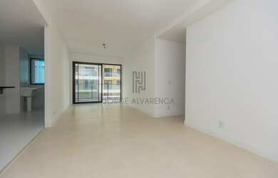 Imagem: O apartamento possui 3 Dormitórios, 3 Banheiros, 2 Vagas na