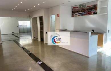 Imagem: O depósito possui 1 Vaga na garagem, 100m² de Área e está