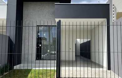 Imagem: A casa possui 2 Dormitórios, 2 Banheiros, 1 Vaga na garagem