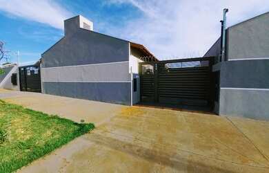 Imagem: A casa em condomínio possui 2 Dormitórios, 1 Banheiro, 1 Vaga