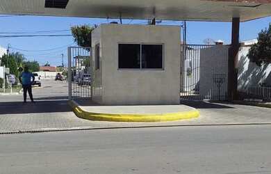 Imagem: O terreno possui 200m² de Área e está localizado em Paripe