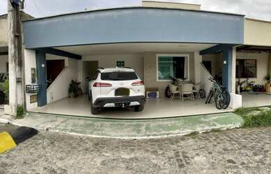 Imagem: A casa em condomínio possui 3 Dormitórios, 2 Banheiros, 3