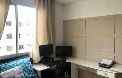 Imagem: O apartamento possui 2 Dormitórios, 1 Banheiro, 1 Vaga na garagem