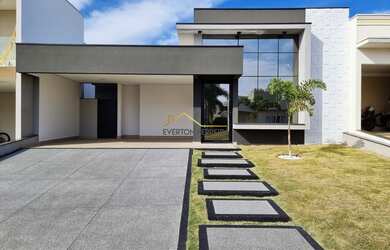 Imagem: A casa em condomínio possui 3 Dormitórios, 5 Banheiros, 4