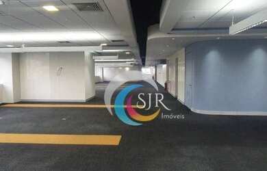 Imagem: O depósito possui 5 Vagas na garagem, 1.152m² de Área e