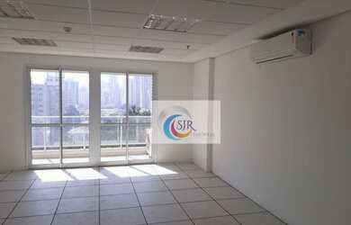 Imagem: O depósito possui 5 Vagas na garagem, 456m² de Área e Imóvel