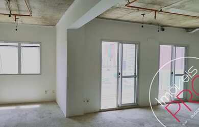 Imagem: O depósito possui 3 Vagas na garagem, 100m² de Área e está