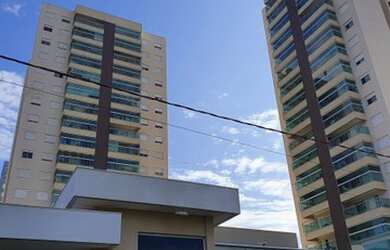 Imagem: O apartamento possui 3 Dormitórios, 2 Banheiros, 2 Vagas na