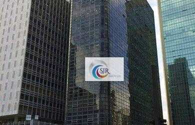 Imagem: O depósito possui 5 Vagas na garagem, 488m² de Área e está