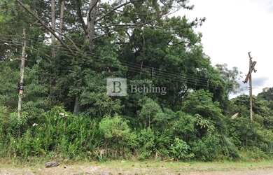 Imagem: O terreno possui 306m² de Área e está localizado em Gramado