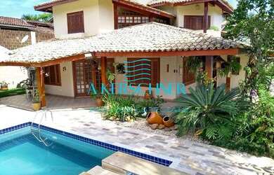 Imagem: A casa possui 4 Dormitórios, 4 Banheiros, 3 Vagas na garagem