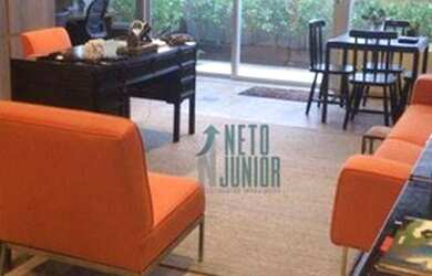 Imagem: O depósito possui 4 Vagas na garagem, 110m² de Área e está