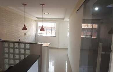 Imagem: A casa possui 2 Dormitórios, 1 Banheiro, Área de serviço