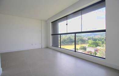 Imagem: A kitnet possui 1 Dormitório, 1 Banheiro, 1 Vaga na garagem