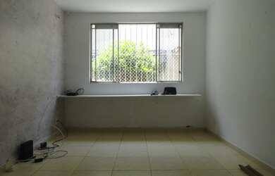 Imagem: O apartamento possui 2 Dormitórios, 1 Banheiro, 70m² de Área