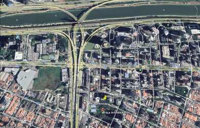 Imagem: O terreno possui 270m² de Área e está localizado em Cidade