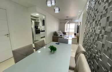 Imagem: O apartamento possui 2 Dormitórios, 2 Banheiros, 1 Vaga na