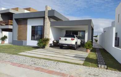 Imagem: A casa em condomínio possui 3 Dormitórios, 4 Banheiros, 2