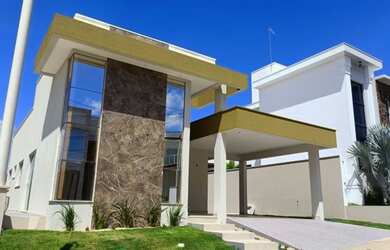 Imagem: A casa em condomínio possui 3 Dormitórios, 3 Banheiros, 2