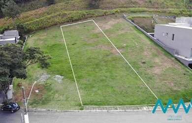 Imagem: O terreno possui 690m² de Área e está localizado em Tamboré