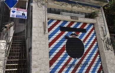 Imagem: O depósito possui 1 Vaga na garagem, 171m² de Área e está