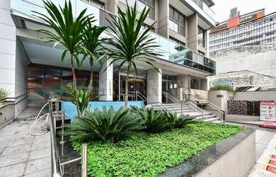 Imagem: O depósito possui 1 Vaga na garagem e 37m² de Área e está