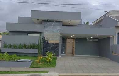 Imagem: A casa em condomínio possui 4 Dormitórios, 5 Banheiros, 2