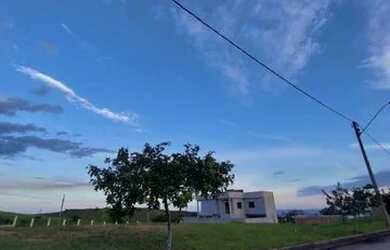 Imagem 6: Excelente terreno à venda em condomínio de luxo, 200 m² por R$ 150.000