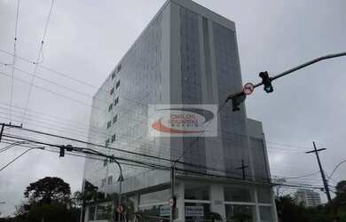 Imagem: O depósito possui 1 Vaga na garagem, 34m² de Área e está