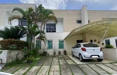 Imagem: A casa em condomínio possui 4 Dormitórios, 4 Banheiros, 2