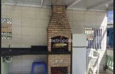 Imagem: A casa possui 3 Dormitórios, 2 Banheiros, 2 Vagas na garagem