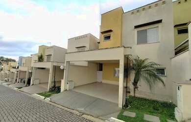 Imagem: A casa em condomínio possui 3 Dormitórios, 3 Banheiros, 2