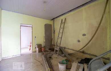 Imagem: A casa possui 1 Dormitório, 1 Banheiro e 60m² de Área e está