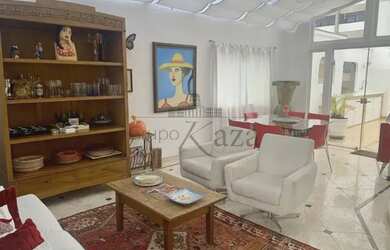 Imagem: O apartamento na cobertura possui 4 Dormitórios, 4 Banheiros