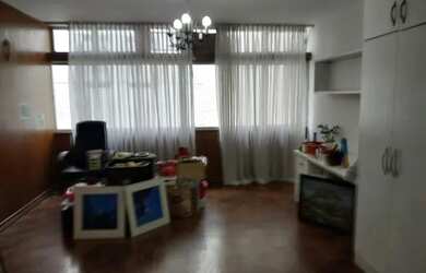 Imagem: O apartamento possui 3 Dormitórios, 2 Banheiros, 2 Vagas na