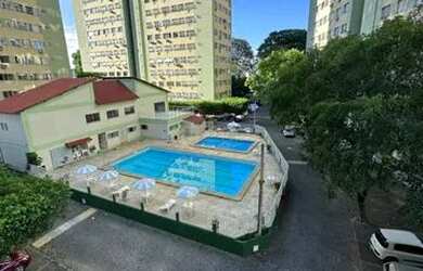 Imagem: O apartamento possui 2 Dormitórios, 1 Banheiro, 1 Vaga na garagem